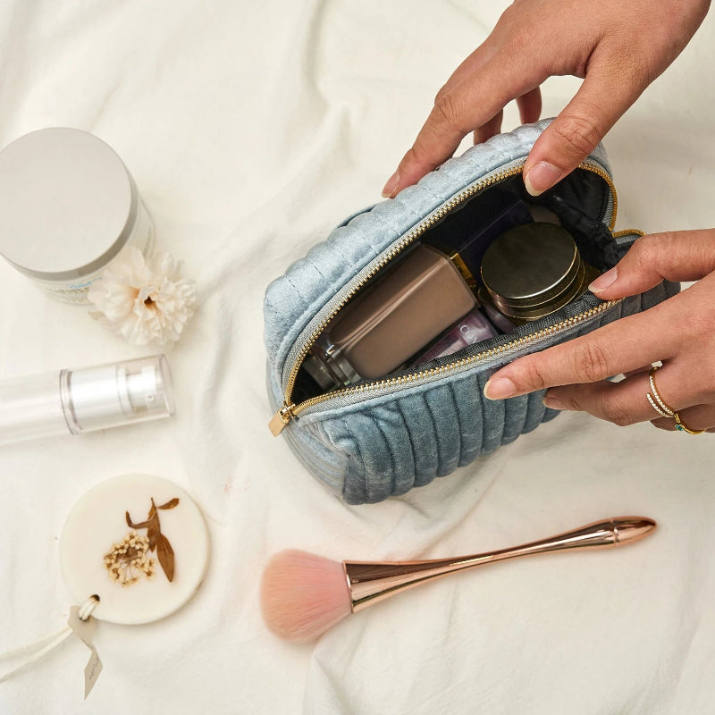 Makeup Bag La Vie Est Belle