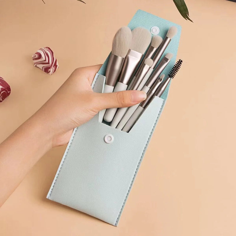 Customizable Makeup Brush Set