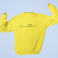 Load image into Gallery viewer, Sweater Yellow Tu as un Coeur en Or
